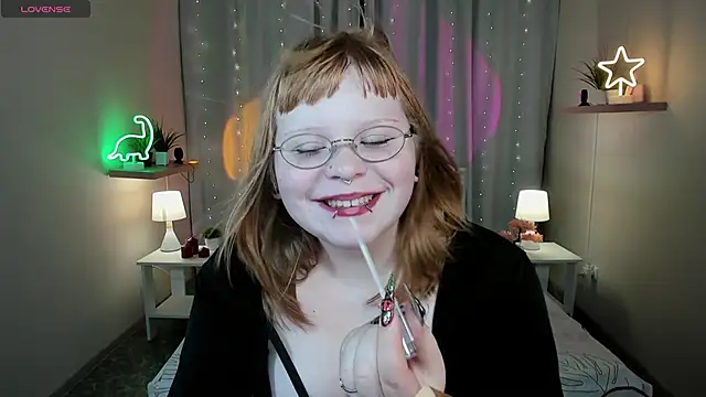 LottieReed online show from 5, 11, 2025