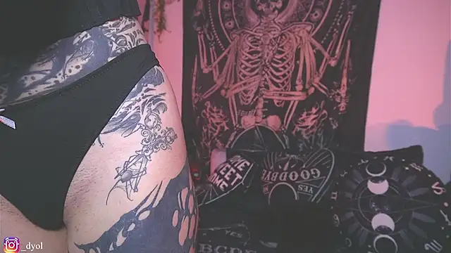 Dalia Vorhees online show from 8, 1, 2026