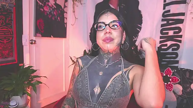 Dalia Vorhees online show from 23, 4, 2026