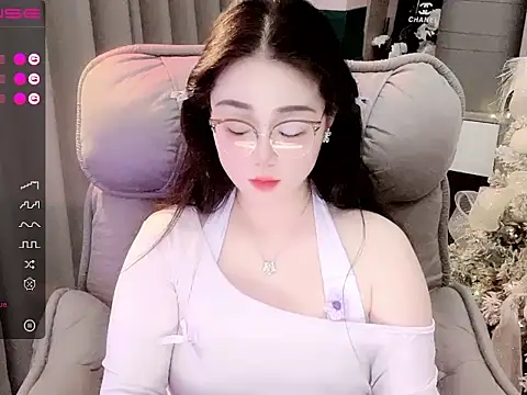 Monica-666888- online show from 31, 10, 2025