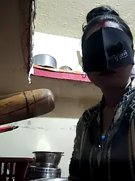 Snapshot of Pyaar_Ki_Pooja chatting on 27, 11, 2025 Pyaar Ki Pooja online show from 27, 11, 2025