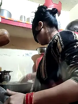 Snapshot of Pyaar_Ki_Pooja chatting on 28, 11, 2025 Pyaar Ki Pooja online show from 28, 11, 2025