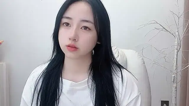 Love-hanzaizai718 online show from 7, 11, 2025