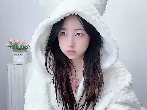 Love-hanzaizai718 online show from 27, 10, 2025