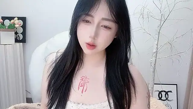 Love-hanzaizai718 online show from 29, 11, 2025