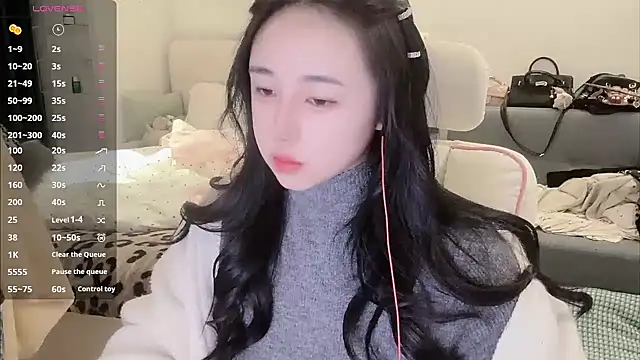 Love-hanzaizai718 online show from 10, 1, 2026