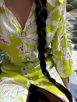 Amisha Lovely online show from 5, 12, 2025