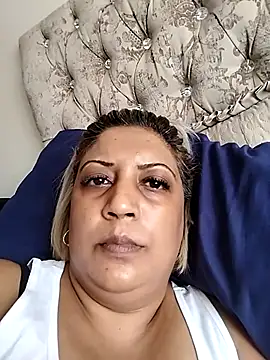 IndianLara online show from 12, 3, 2026