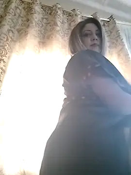 IndianLara online show from 24, 10, 2025