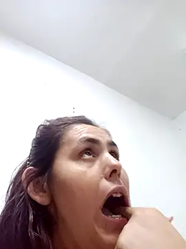 blanca24325 online show from 28, 10, 2025