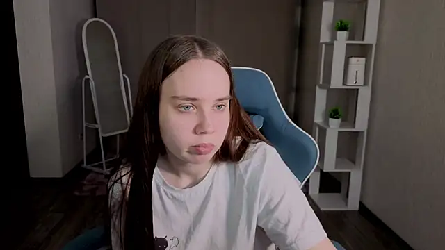 LunaDreeam online show from 19, 11, 2025