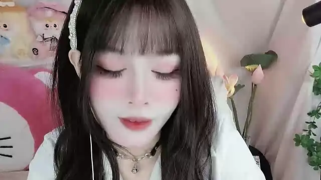 Snapshot of -zhuzhu-999- chatting on 5, 1, 2026 -zhuzhu-999- online show from 5, 1, 2026