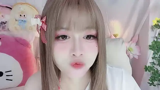 Snapshot of -zhuzhu-999- chatting on 23, 11, 2025 -zhuzhu-999- online show from 23, 11, 2025