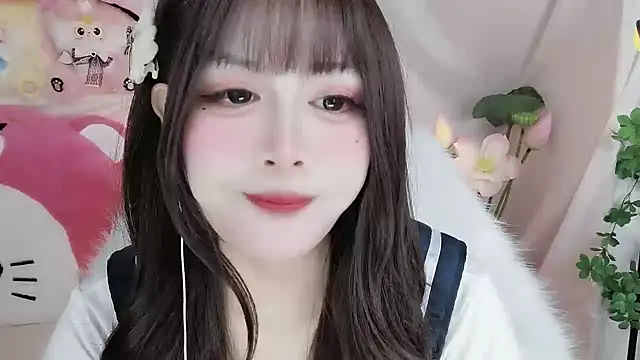 Snapshot of -zhuzhu-999- chatting on 8, 1, 2026 -zhuzhu-999- online show from 8, 1, 2026