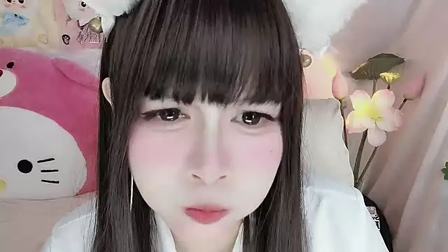 Snapshot of -zhuzhu-999- chatting on 13, 12, 2025 -zhuzhu-999- online show from 13, 12, 2025