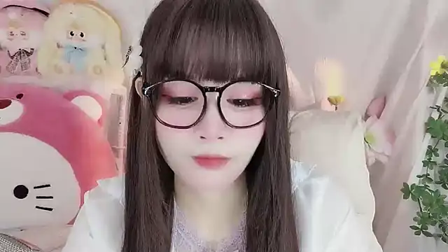 Snapshot of -zhuzhu-999- chatting on 25, 11, 2025 -zhuzhu-999- online show from 25, 11, 2025