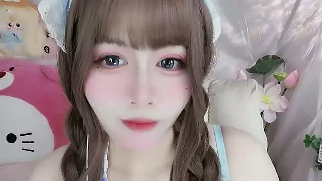 Snapshot of -zhuzhu-999- chatting on 18, 12, 2025 -zhuzhu-999- online show from 18, 12, 2025