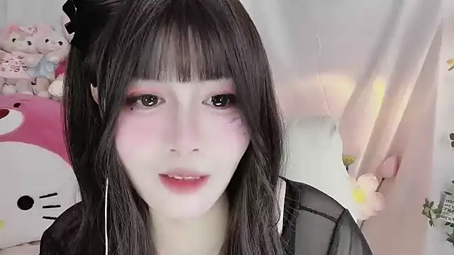 Snapshot of -zhuzhu-999- chatting on 8, 11, 2025 -zhuzhu-999- online show from 8, 11, 2025