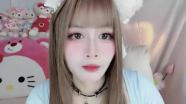 Snapshot of -zhuzhu-999- chatting on 3, 11, 2025 -zhuzhu-999- online show from 3, 11, 2025