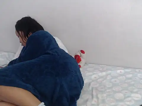 Snapshot of CocoCaramel-X chatting on 28, 11, 2025 CocoCaramel-X online show from 28, 11, 2025