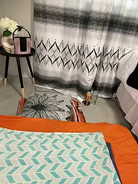 Nicole bash online show from 6, 3, 2026