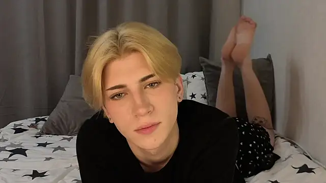 Oliver star boy  online show from 3, 5, 2026