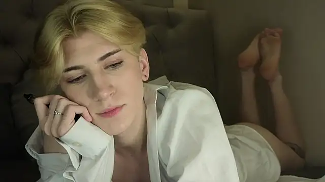 Oliver star boy  online show from 27, 4, 2026