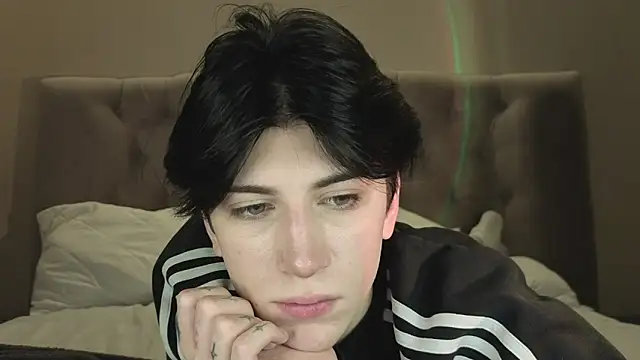 Oliver star boy  online show from 10, 2, 2026