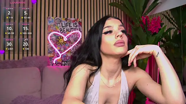 MirunaHaze online show from 6, 3, 2026