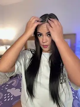 amber white15 online show from 14, 11, 2025