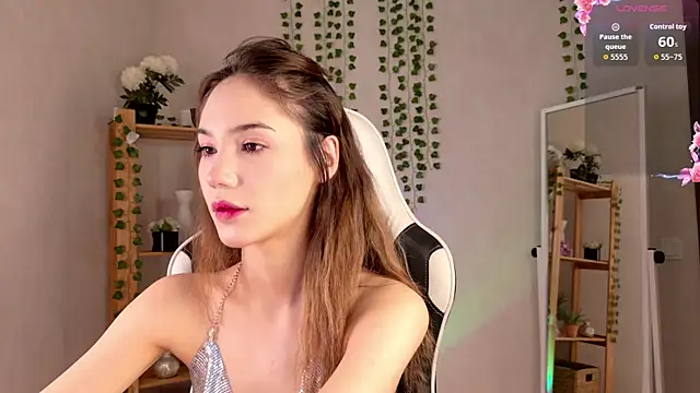 LilCatalia online show from 28, 7, 2026