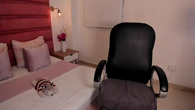 aitana monteroo online show from 1, 11, 2025