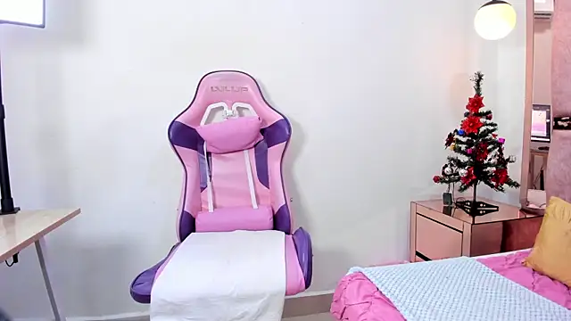 aitana monteroo online show from 28, 11, 2025