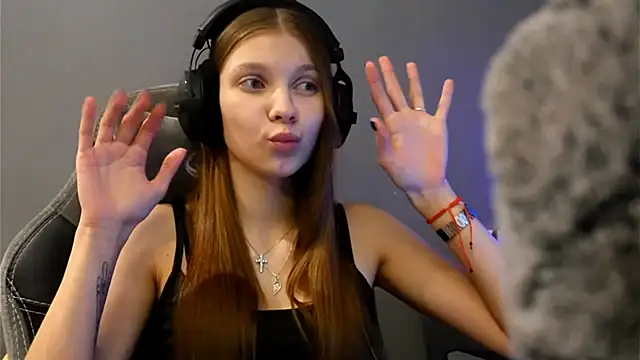 Softixq online show from 13, 12, 2025