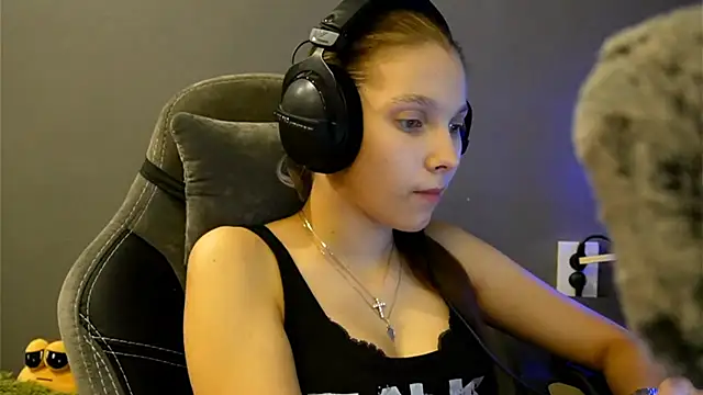 Softixq online show from 16, 12, 2025