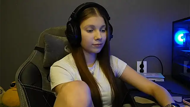 Softixq online show from 2, 12, 2025