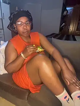 SweetCandy84 online show from 17, 11, 2025