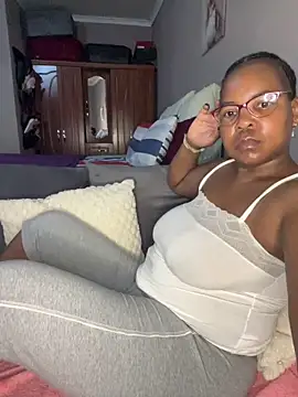 SweetCandy84 online show from 3, 12, 2025