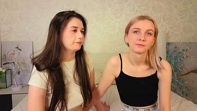 betweenUse online show from 3, 12, 2025