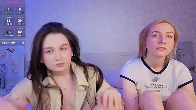 betweenUse online show from 15, 11, 2025