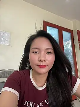 Snapshot of Bee_Yellow00 chatting on 20, 6, 2026 Bee Yellow00 online show from 20, 6, 2026