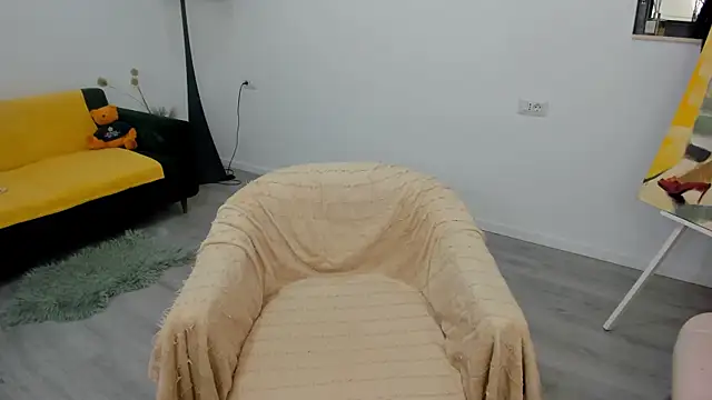 Arya Anna online show from 17, 11, 2025