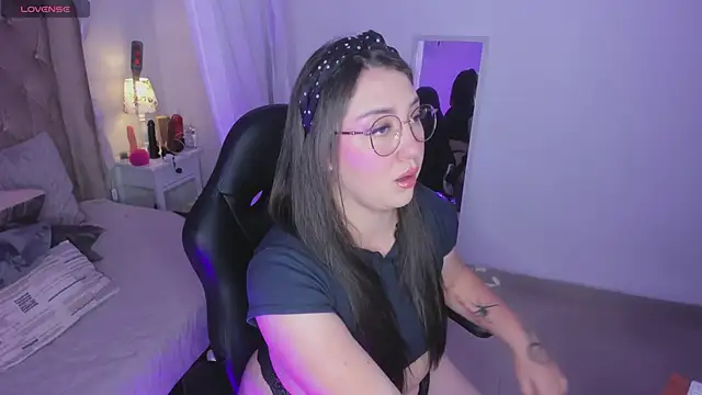 Myla mayfield online show from 29, 11, 2025