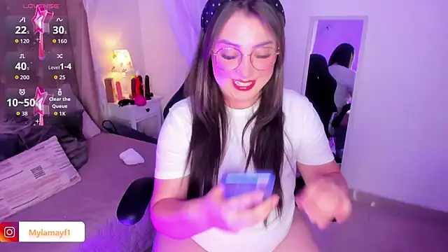 Myla mayfield online show from 13, 11, 2025