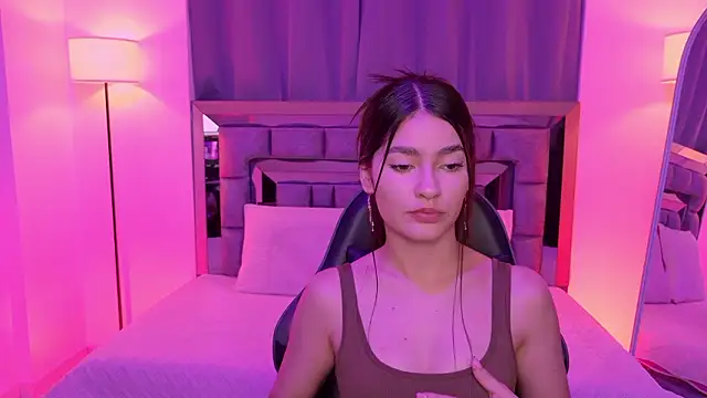 Bella Clark2 online show from 24, 2, 2026