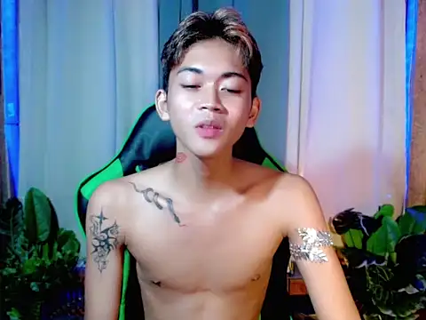 AsianCuteGuy21 online show from 13, 11, 2025