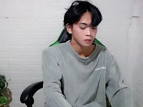 AsianCuteGuy21 online show from 5, 4, 2026