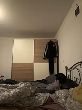 Latexaddictx  online show from 28, 10, 2025