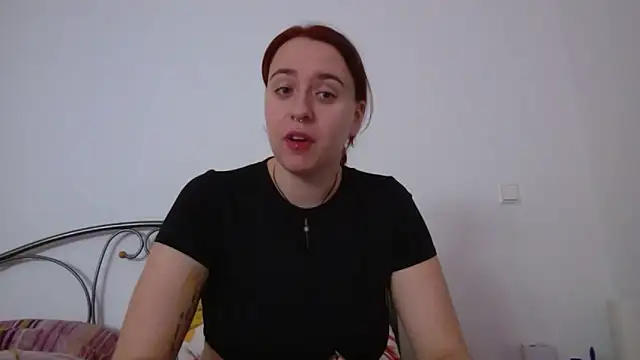 Latexaddictx  online show from 8, 11, 2025