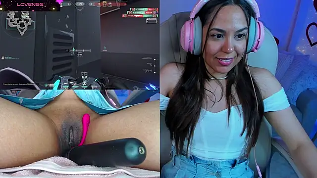 VenusIsLove  online show from 17, 2, 2025